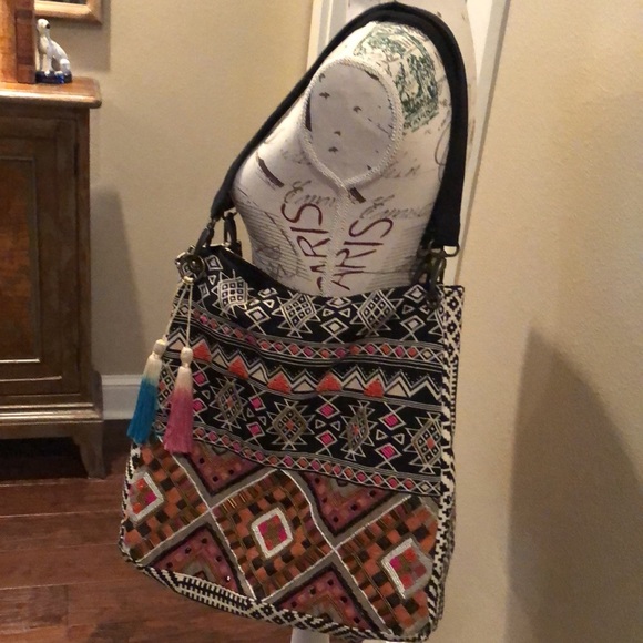 LOVESTITCH BEADED BOHO SHOULDER PURSE - Picture 2 of 7